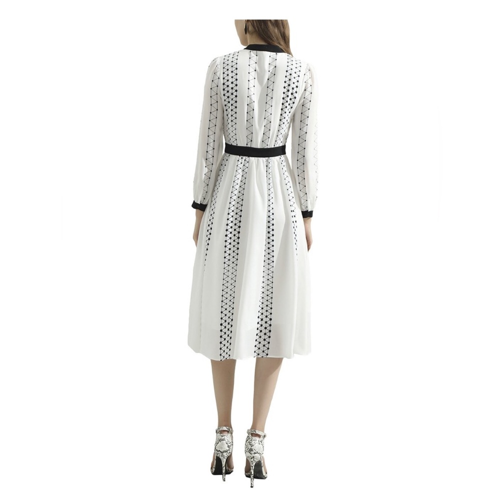 Black and white BURRYCO dress - Picture 2 of 6